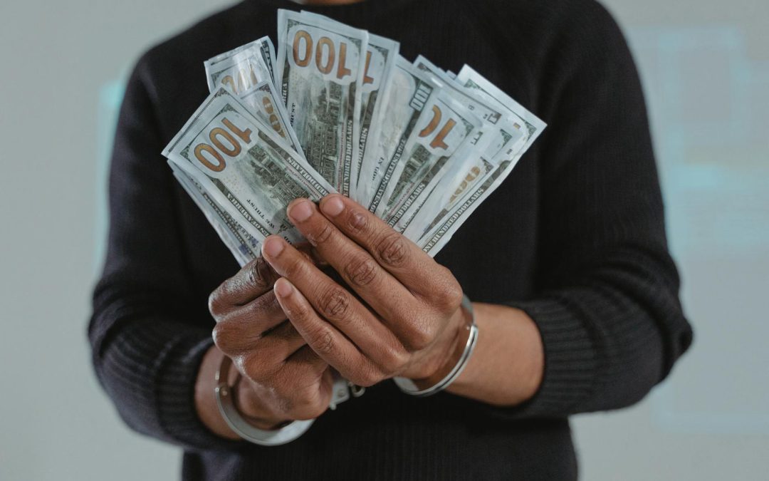 THE WORLD IS FULL OF SCAMMERS TODAY